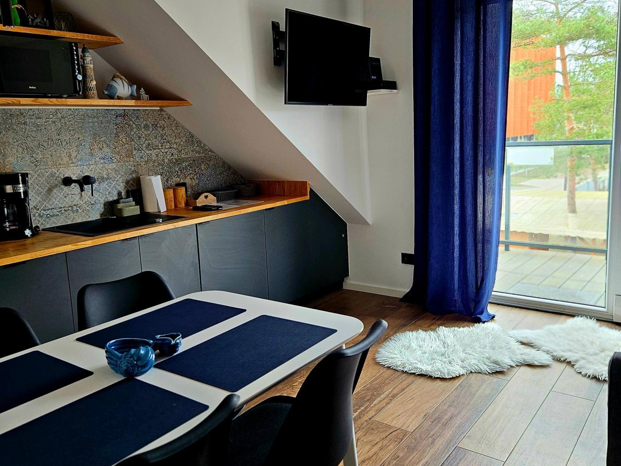 Apartament Grunwaldzka 105 Z Tarasem 5O M Do Plazy ポビエロボ エクステリア 写真