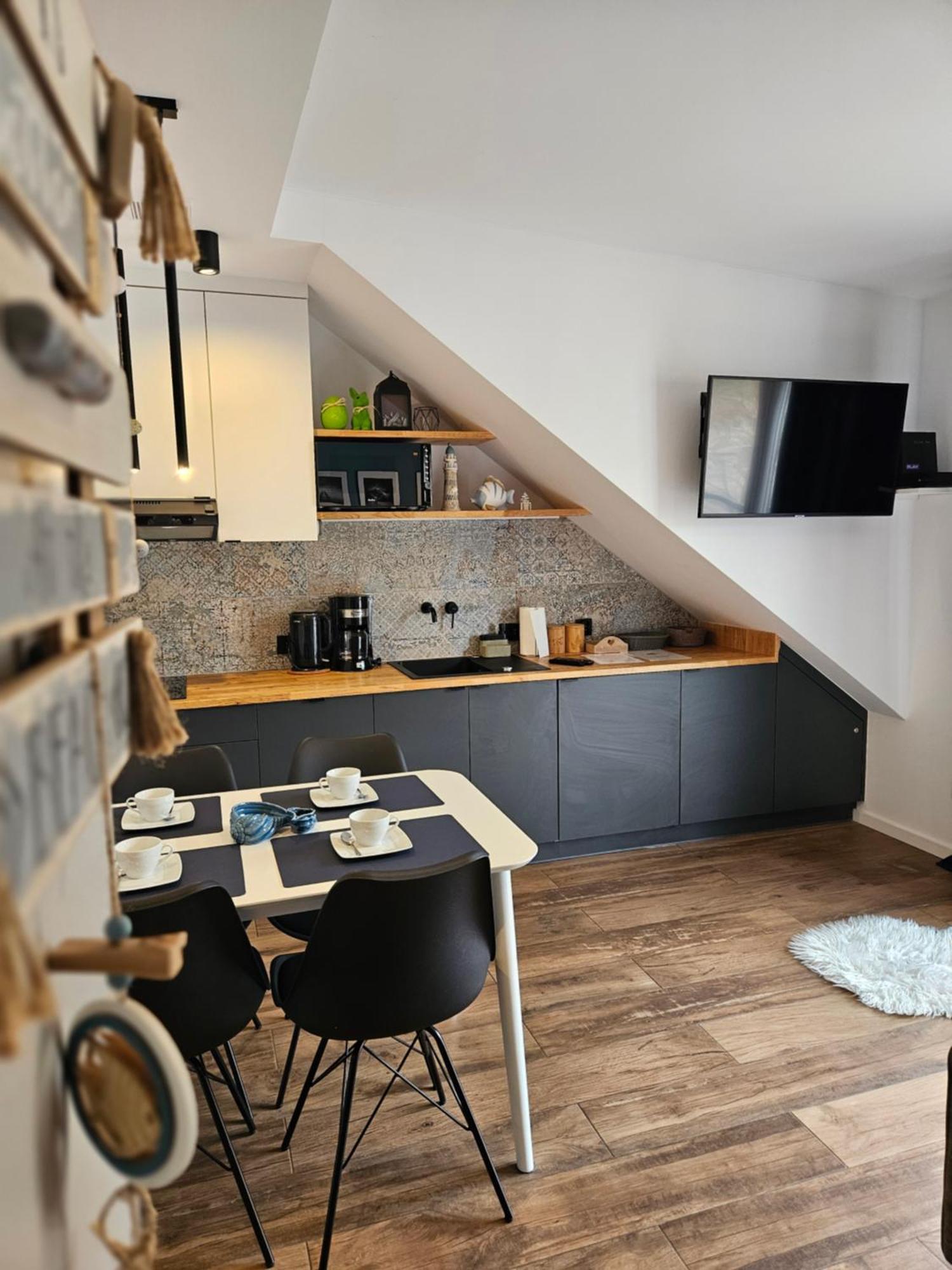 Apartament Grunwaldzka 105 Z Tarasem 5O M Do Plazy ポビエロボ エクステリア 写真